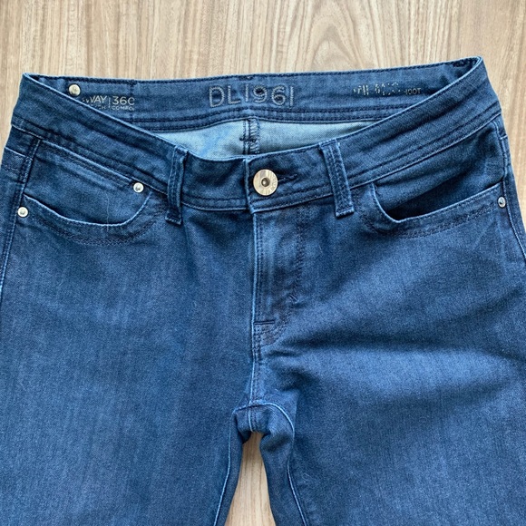 DL1961 Milano Bootcut Sz.28 - Picture 4 of 4